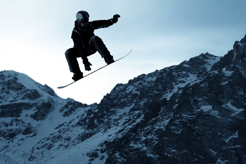 Best Snowboards For Tricks For Endless Stunts!